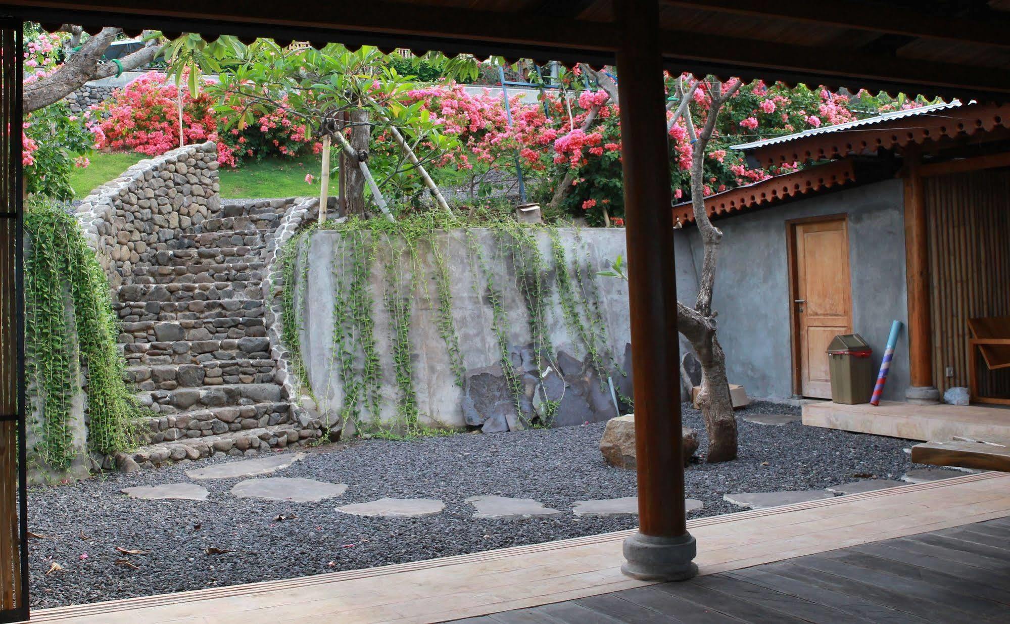 Sumberkima Hill Private Villa Retreat เปมูเตรัน ภายนอก รูปภาพ